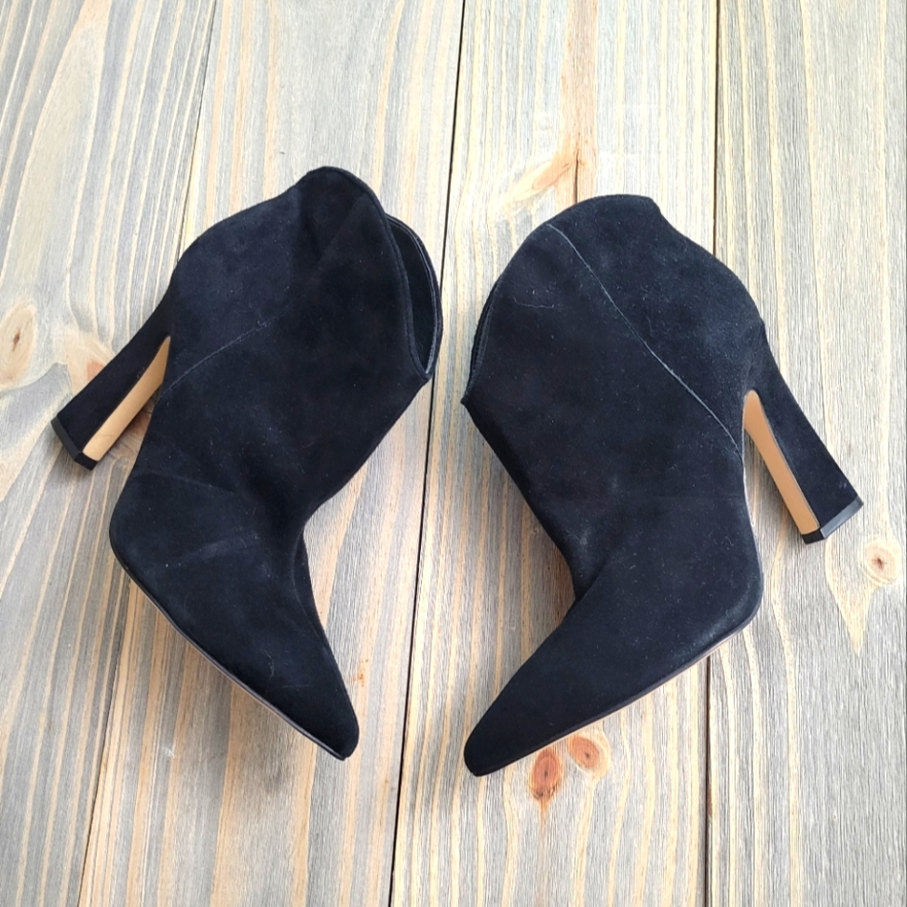 MARC FISHER Masina Black Suede Pointed Toe Pull On Ankle Boot Sz 8.5 M